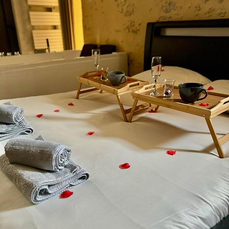 Love Queen Spa Detente Blois Eksteriør bilde