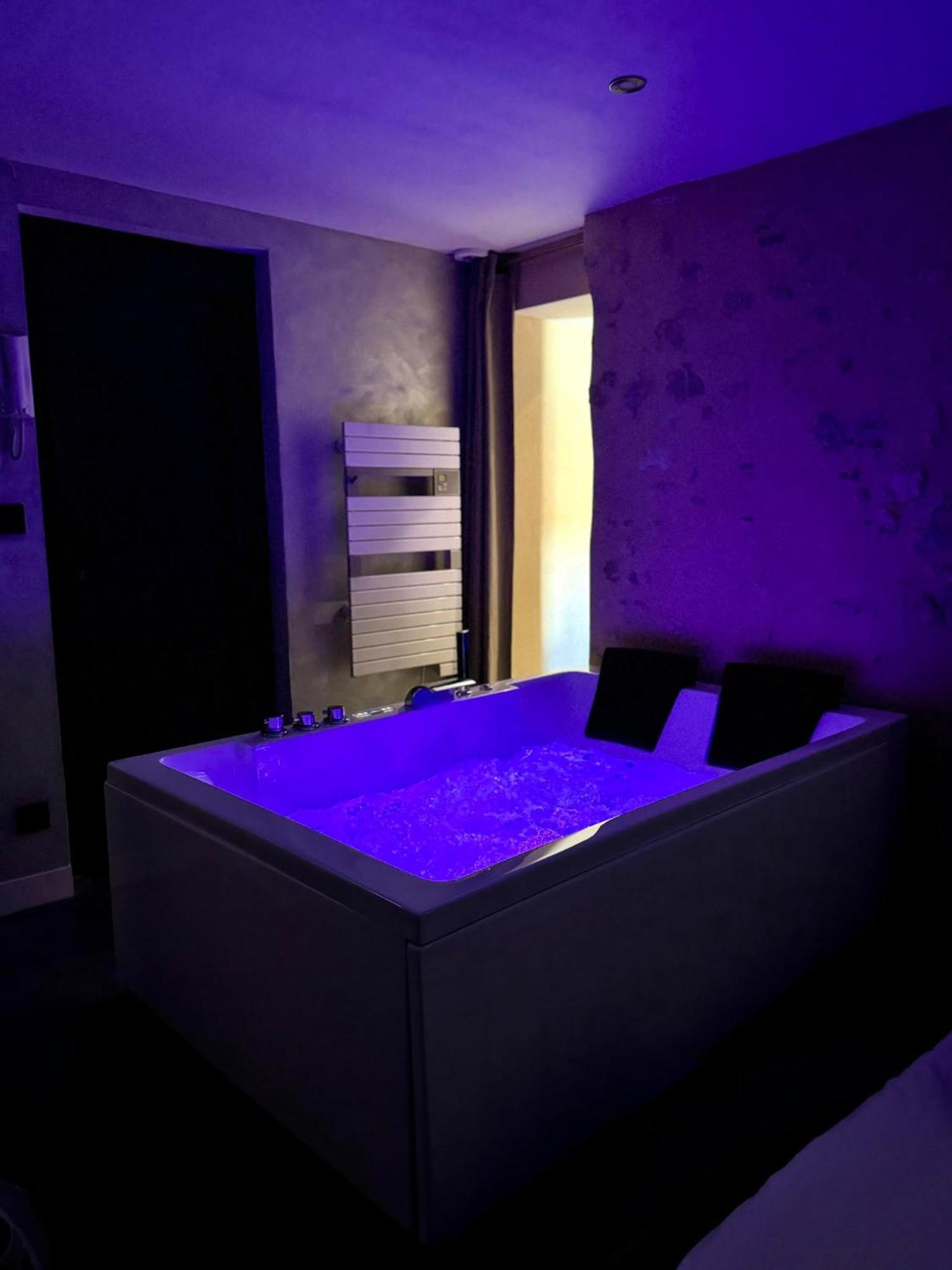 Love Queen Spa Detente Blois Eksteriør bilde