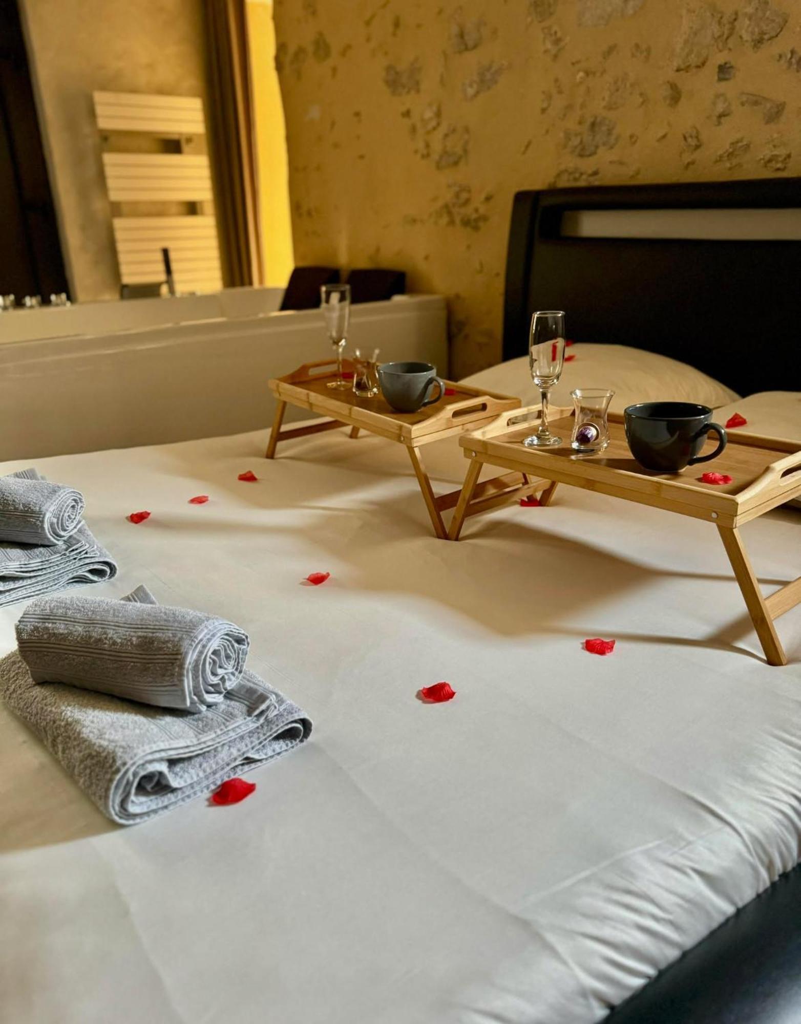 Love Queen Spa Detente Blois Eksteriør bilde